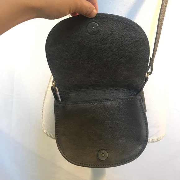 Vintage Mini Leather Crossbody Bag - Picture 3 of 4